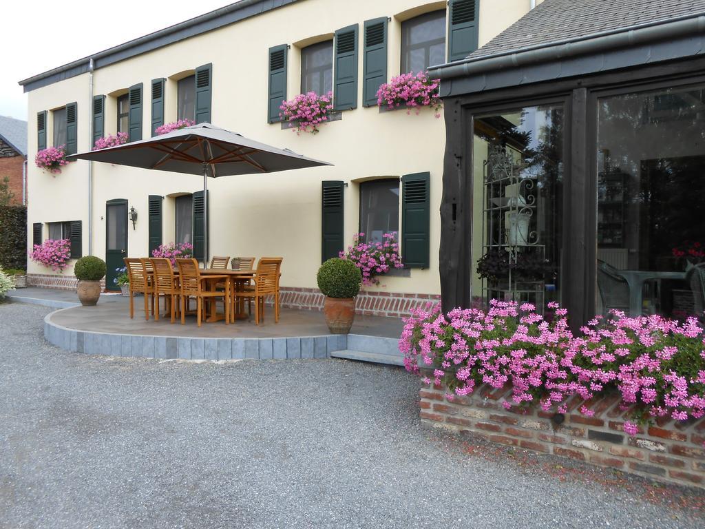 Le Bien-Aller Des Perets Hotel Saint-Hubert Eksteriør billede