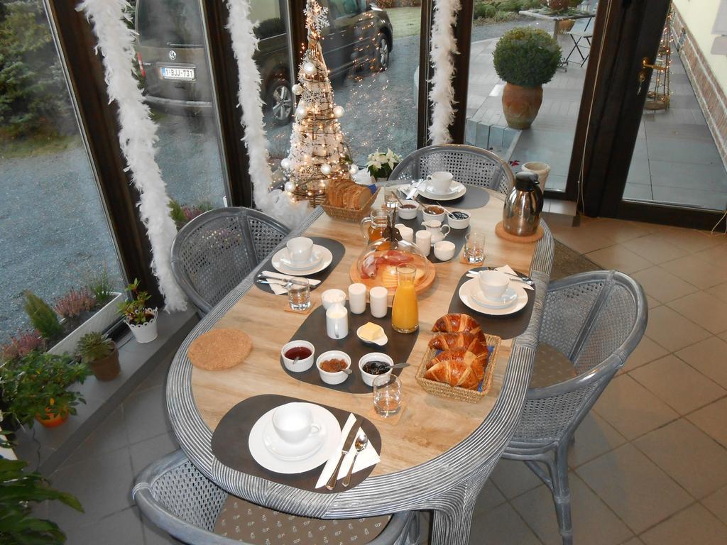 Le Bien-Aller Des Perets Hotel Saint-Hubert Eksteriør billede